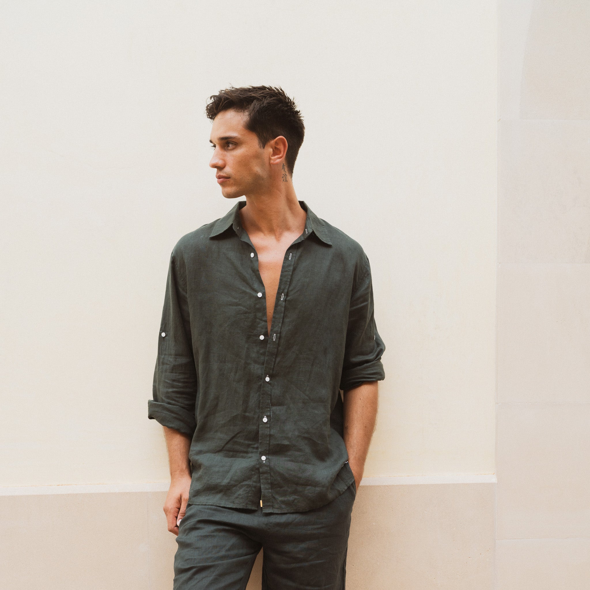 Linen Shirt / Dark Green